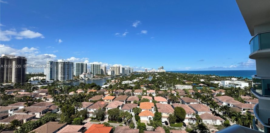 Condominio en Sunny Isles Beach, Florida, 1 dormitorio  № 2007815