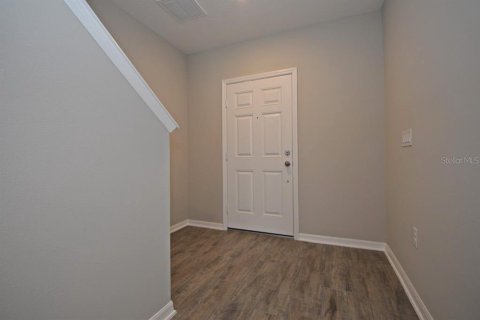 Touwnhouse à louer à Sanford, Floride: 3 chambres, 128.11 m2 № 2405581 - photo 2