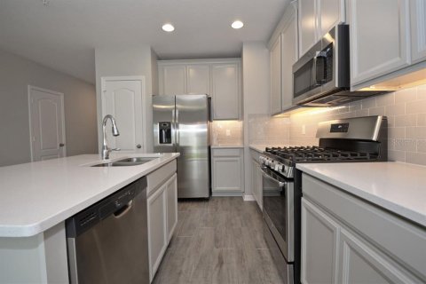 Touwnhouse à louer à Sanford, Floride: 3 chambres, 128.11 m2 № 2405581 - photo 12