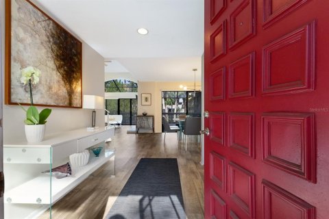 Townhouse in Sarasota, Florida 3 bedrooms, 189.52 sq.m. № 2234097 - photo 6