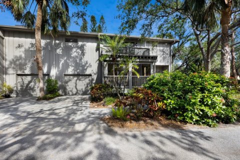 Townhouse in Sarasota, Florida 3 bedrooms, 189.52 sq.m. № 2234097 - photo 2