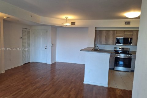 Купить кондоминиум в Мирамар, Флорида 2 спальни, 90.77м2, № 2033292 - фото 2