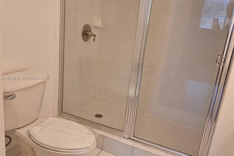 Купить кондоминиум в Мирамар, Флорида 2 спальни, 90.77м2, № 2033292 - фото 10