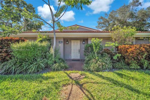Condo in Hollywood, Florida, 3 bedrooms  № 1953189 - photo 6