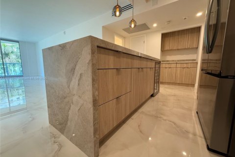Condo in Sunny Isles Beach, Florida, 1 bedroom  № 1791045 - photo 13