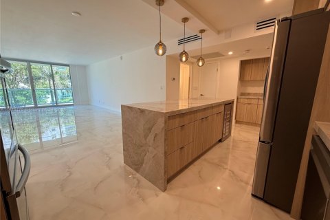 Condo in Sunny Isles Beach, Florida, 1 bedroom  № 1791045 - photo 12