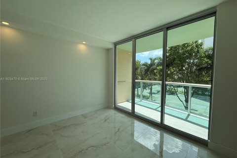 Condo in Sunny Isles Beach, Florida, 1 bedroom  № 1791045 - photo 30