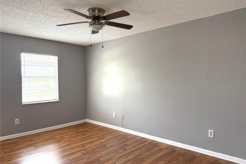 Condo in Tampa, Florida, 2 bedrooms № 2096491 - photo 15