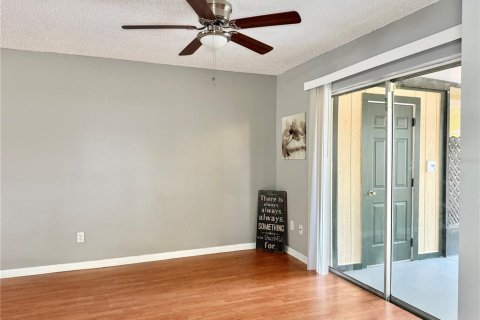 Condo in Tampa, Florida, 2 bedrooms № 2096491 - photo 8