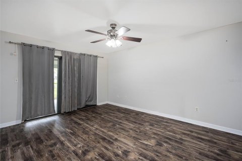 Villa ou maison à vendre à North Port, Floride: 3 chambres, 85.84 m2 № 1908228 - photo 12