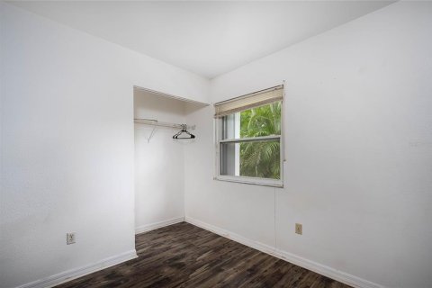 Villa ou maison à vendre à North Port, Floride: 3 chambres, 85.84 m2 № 1908228 - photo 20