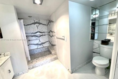 Condo in Key Biscayne, Florida, 1 bedroom  № 1896087 - photo 10