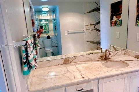 Condo in Key Biscayne, Florida, 1 bedroom  № 1896087 - photo 11