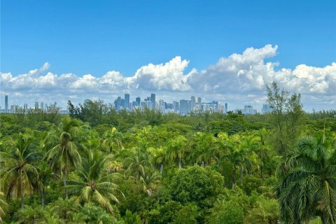 Condo in Key Biscayne, Florida, 1 bedroom  № 1896087 - photo 2