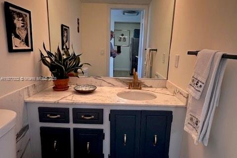 Condo in Key Biscayne, Florida, 1 bedroom  № 1896087 - photo 12