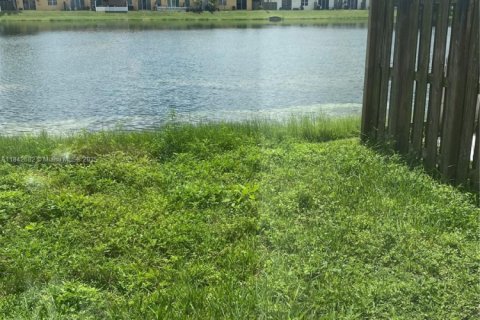 Townhouse in Homestead, Florida 3 bedrooms, 135.27 sq.m. № 1839131 - photo 22