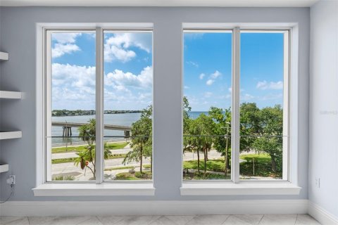 Condominio en venta en Tampa, Florida, 2 dormitorios, 170.85 m2 № 2201980 - foto 19