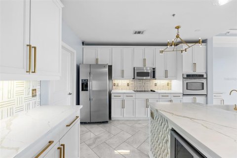 Condominio en venta en Tampa, Florida, 2 dormitorios, 170.85 m2 № 2201980 - foto 8