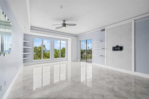Condominio en venta en Tampa, Florida, 2 dormitorios, 170.85 m2 № 2201980 - foto 15
