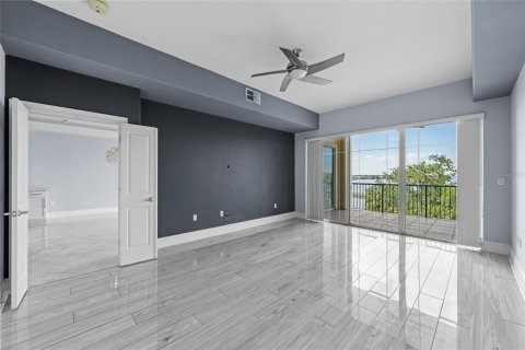 Condominio en venta en Tampa, Florida, 2 dormitorios, 170.85 m2 № 2201980 - foto 29