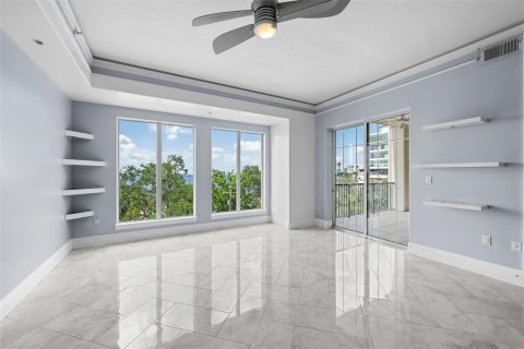 Condominio en venta en Tampa, Florida, 2 dormitorios, 170.85 m2 № 2201980 - foto 16