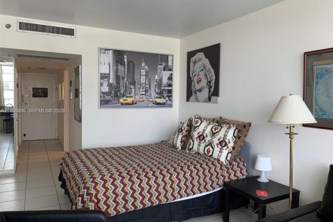 Copropriété à louer à Miami Beach, Floride: 49.24 m2 № 2153440 - photo 5