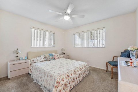 House in Boynton Beach, Florida 2 bedrooms, 94.76 sq.m. № 2387866 - photo 13