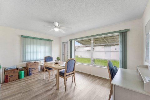House in Boynton Beach, Florida 2 bedrooms, 94.76 sq.m. № 2387866 - photo 11