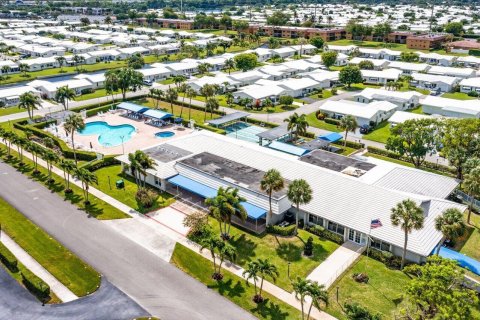 House in Boynton Beach, Florida 2 bedrooms, 94.76 sq.m. № 2387866 - photo 29