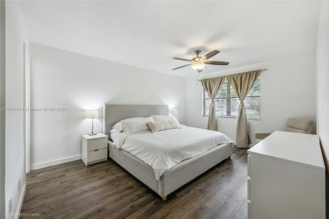 Condo in Davie, Florida, 2 bedrooms  № 1814704 - photo 10