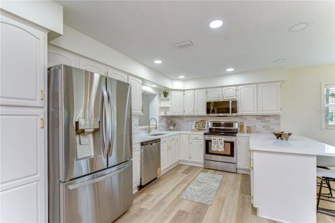 Villa ou maison à vendre à Tampa, Floride: 3 chambres, 144 m2 № 2208801 - photo 7
