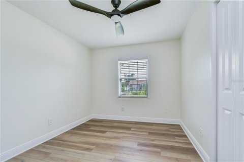 Villa ou maison à vendre à Tampa, Floride: 3 chambres, 144 m2 № 2208801 - photo 13