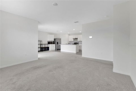 Casa en venta en Kissimmee, Florida, 4 dormitorios, 173.91 m2 № 2398767 - foto 7