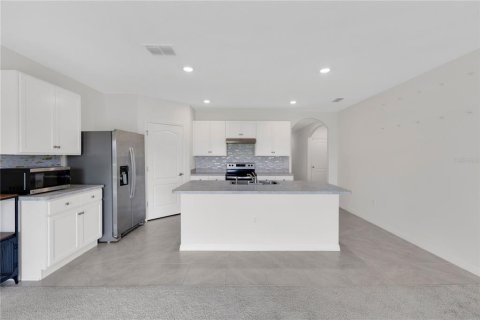 Casa en venta en Kissimmee, Florida, 4 dormitorios, 173.91 m2 № 2398767 - foto 11