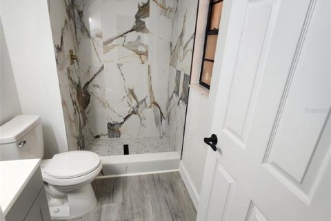 House in Tampa, Florida 3 bedrooms, 119.75 sq.m. № 1886975 - photo 23