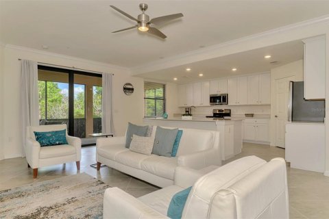 Condo in Venice, Florida, 3 bedrooms № 2100006 - photo 21