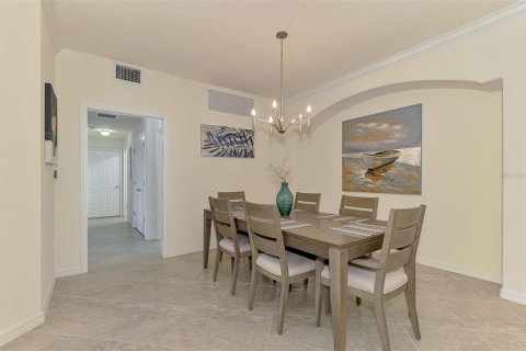 Condo in Venice, Florida, 3 bedrooms № 2100006 - photo 14