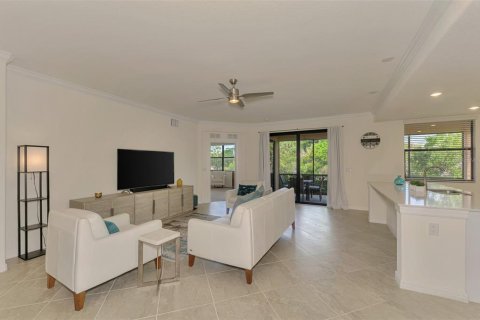 Condo in Venice, Florida, 3 bedrooms № 2100006 - photo 18
