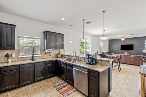 House in Riverview, Florida 4 bedrooms, 240.43 sq.m. № 1784281 - photo 21