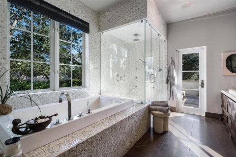 Casa en venta en Pinecrest, Florida, 7 dormitorios, 668.52 m2 № 2066639 - foto 11