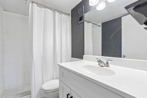 Copropriété à louer à Dania Beach, Floride: 2 chambres, 86.68 m2 № 2431393 - photo 17