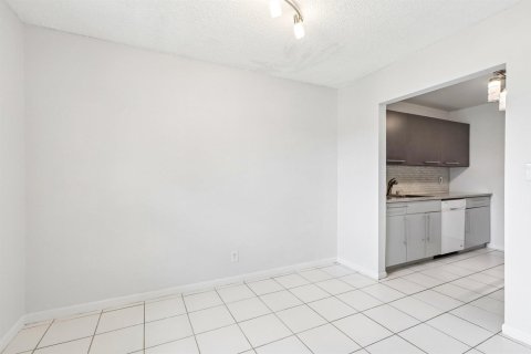Copropriété à louer à Dania Beach, Floride: 2 chambres, 86.68 m2 № 2431393 - photo 6