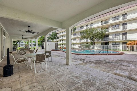 Copropriété à louer à Dania Beach, Floride: 2 chambres, 86.68 m2 № 2431393 - photo 24