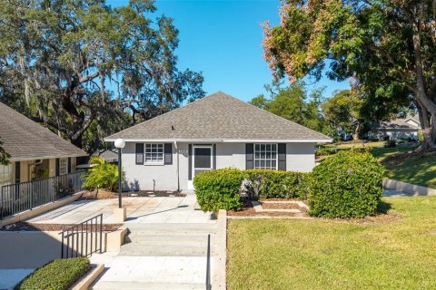 Condo in Apopka, Florida, 2 bedrooms  № 2229278
