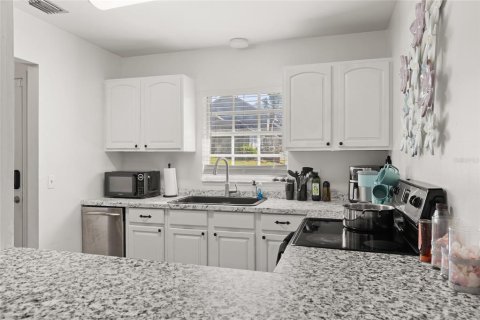 Copropriété à vendre à Apopka, Floride: 2 chambres, 90.86 m2 № 2229278 - photo 10