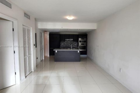 Condominio en venta en Doral, Florida, 1 dormitorio, 71.07 m2 № 1997661 - foto 7