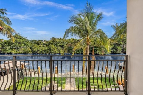 Villa ou maison à louer à Dania Beach, Floride: 4 chambres, 260.13 m2 № 1941906 - photo 18