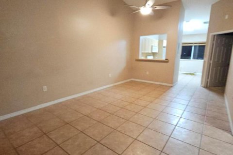 Condominio en venta en Pembroke Pines, Florida, 2 dormitorios, 90.12 m2 № 2172174 - foto 10