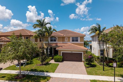 House in Parkland, Florida 4 bedrooms, 277.03 sq.m. № 1887859 - photo 1