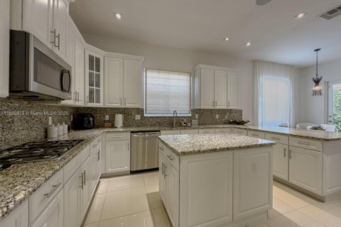 House in Parkland, Florida 4 bedrooms, 277.03 sq.m. № 1887859 - photo 19